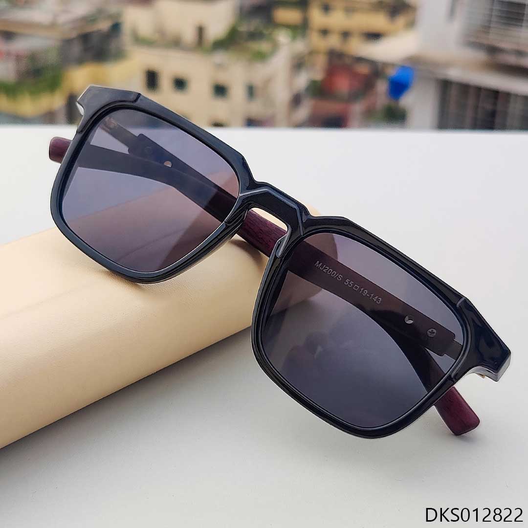 Sunglass